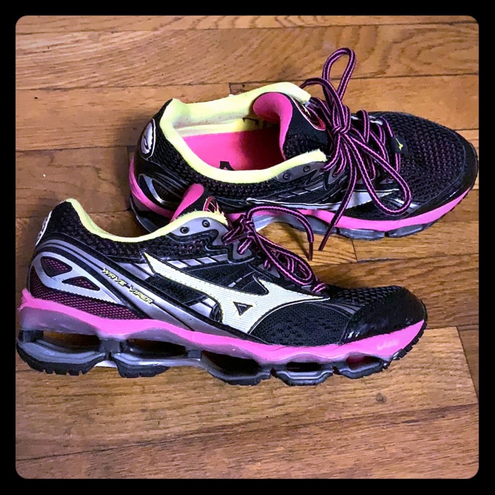 MIZUNO WAVE VIPER